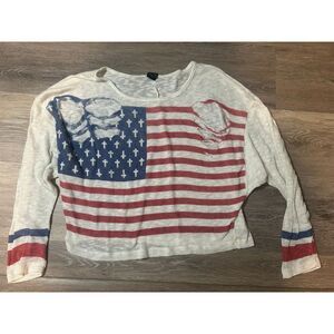 Boutique Distressed See Thru Flag Design Sweater‎